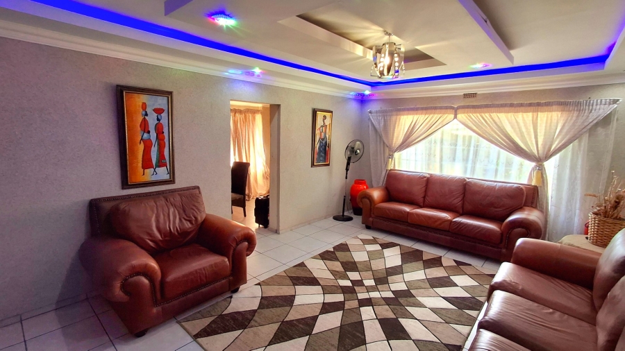 3 Bedroom Property for Sale in Vaalpark Free State